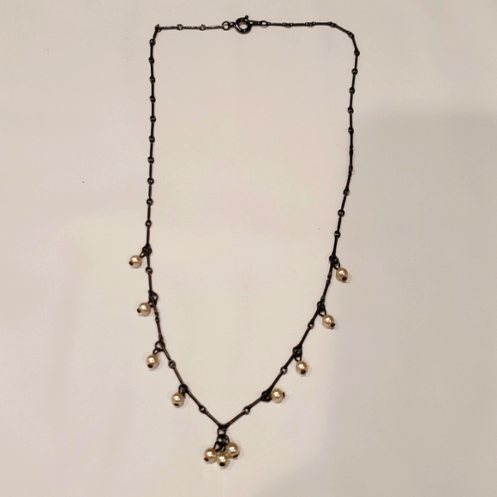 Metal And Pearl Choker